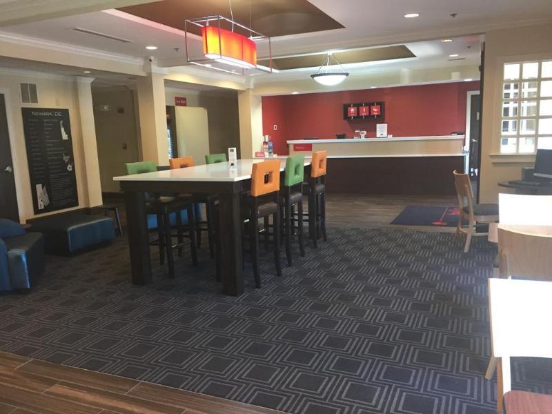 Towneplace Suites Wilmington Newark / Christiana Bagian luar foto