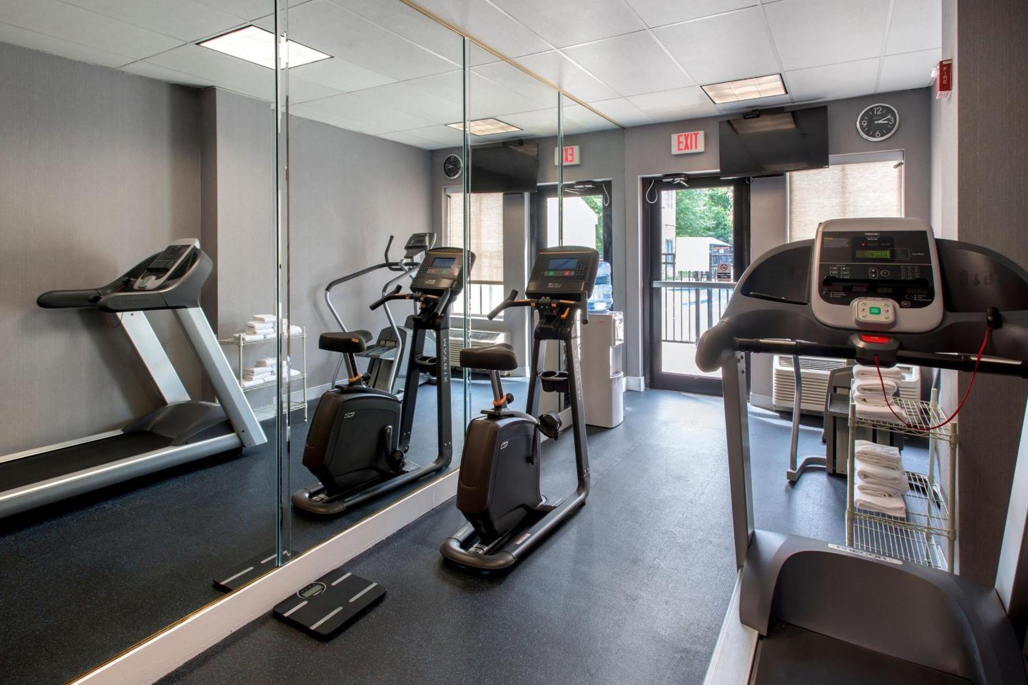 Towneplace Suites Wilmington Newark / Christiana Bagian luar foto