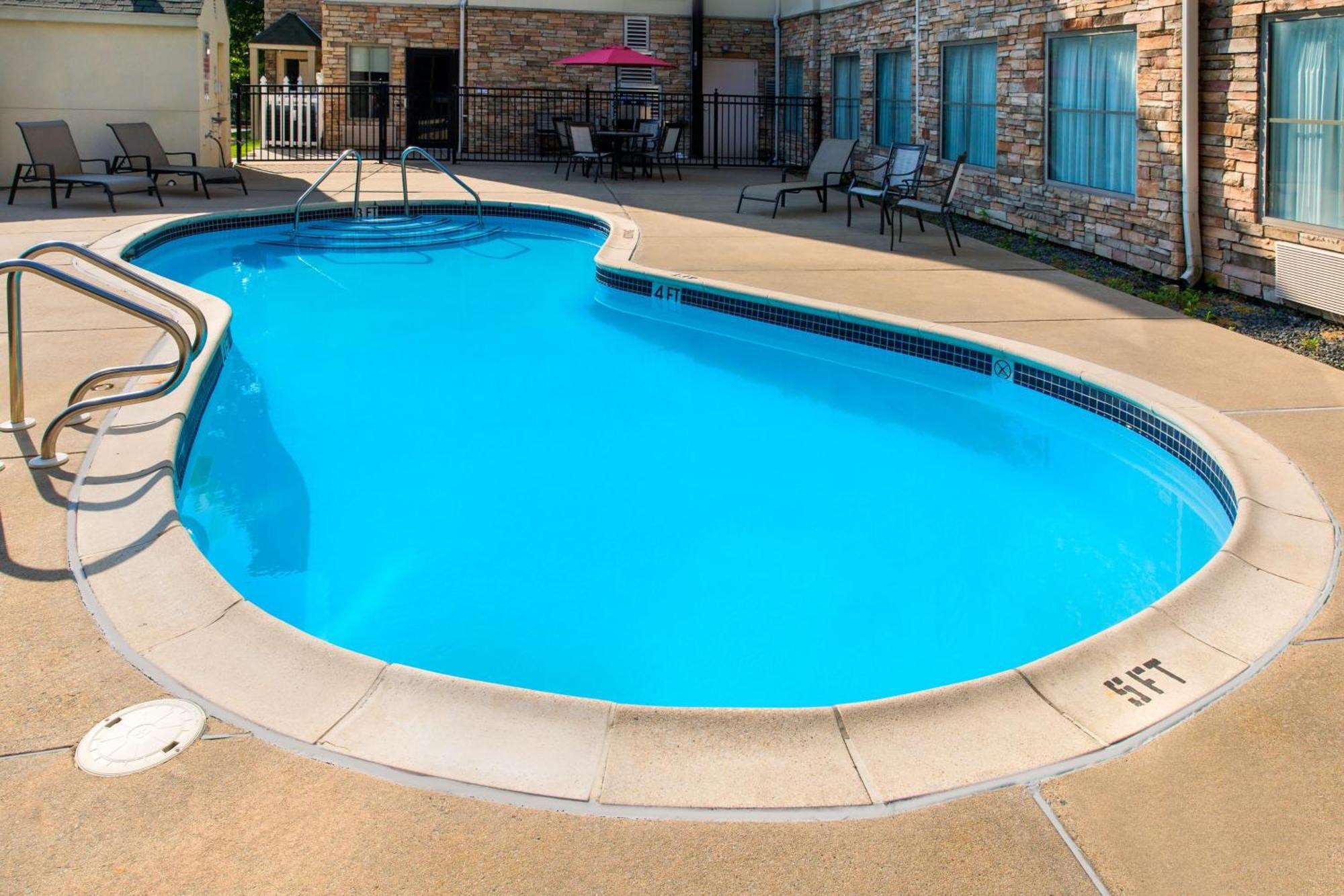 Towneplace Suites Wilmington Newark / Christiana Bagian luar foto
