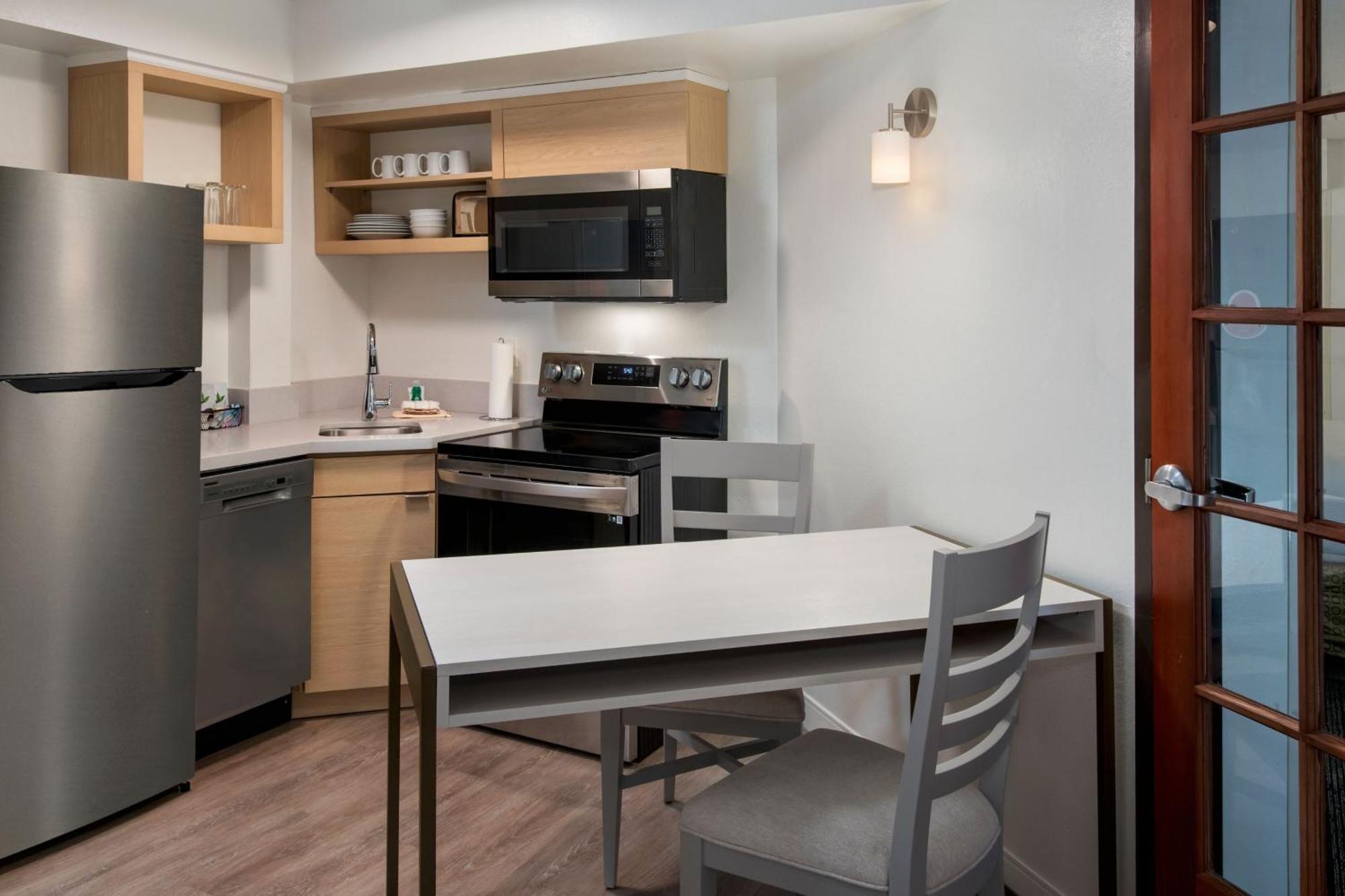 Towneplace Suites Wilmington Newark / Christiana Bagian luar foto